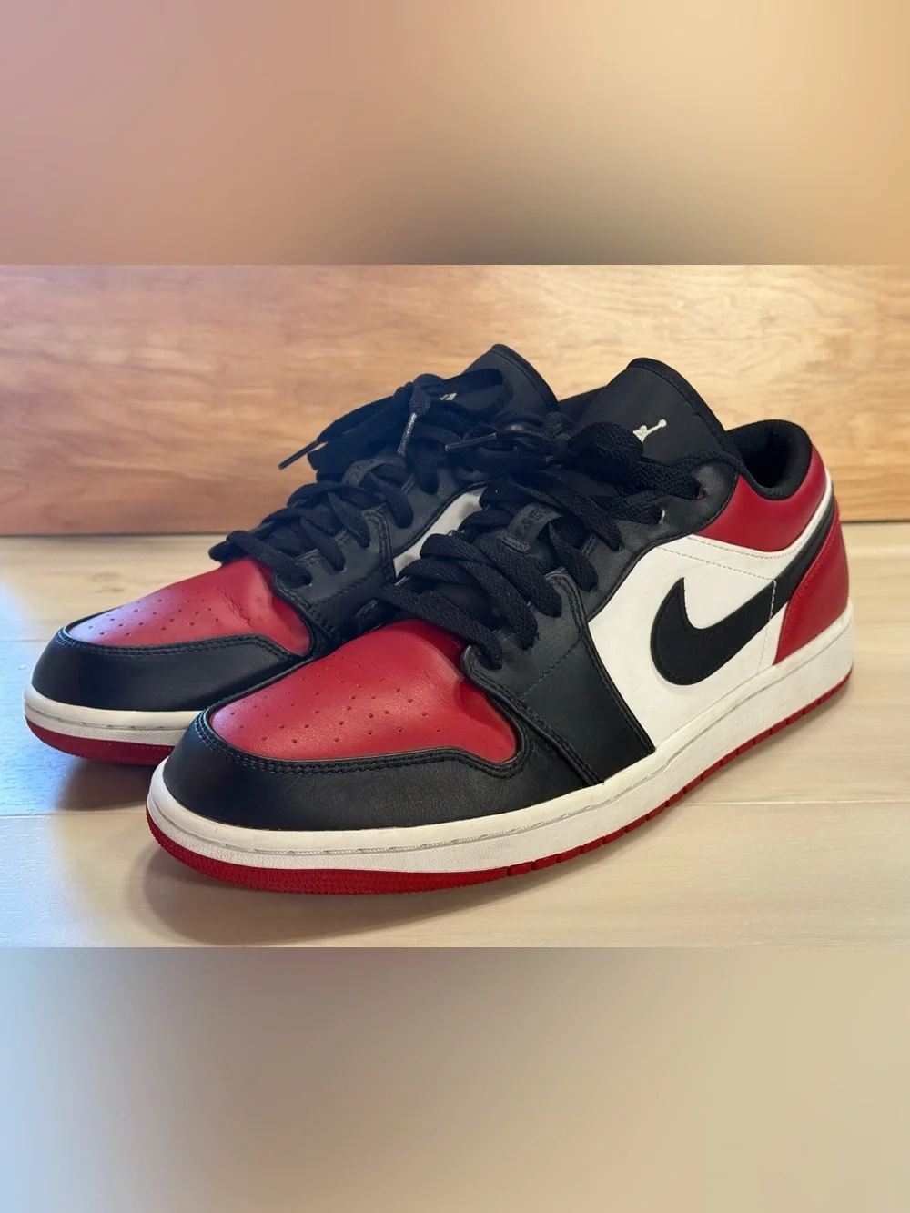 Nike Jordan 1 Low Bred toe Men’s Low-Top Sneakers - size 12